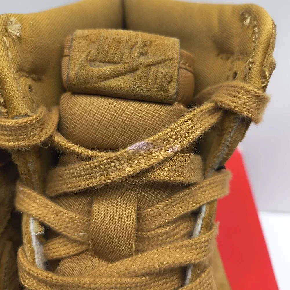 Air Jordan 1 Retro High OG Wheat 2017 - Men's Size 8.5 - 555088 710